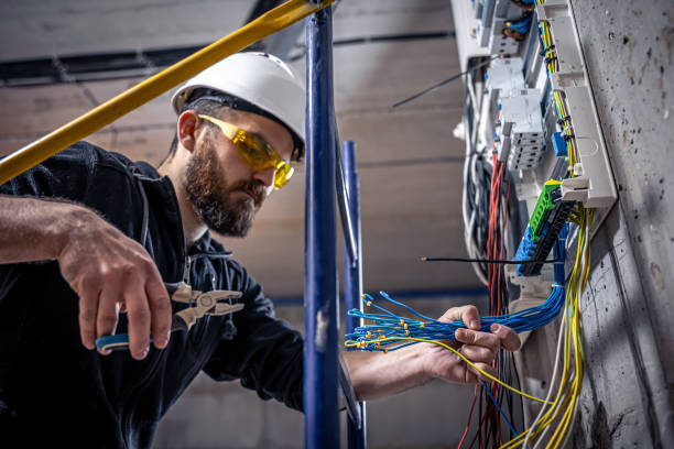 Best Emergency Electrician Near Me  in Mission Nyon, CA